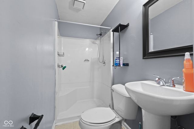 509 Dangerfield Drive, Beech Grove, IN 46107