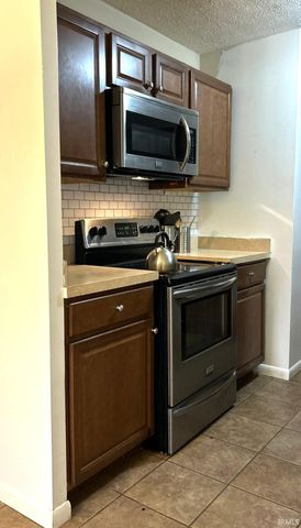 4413 Kensington Avenue, Evansville, IN 47710