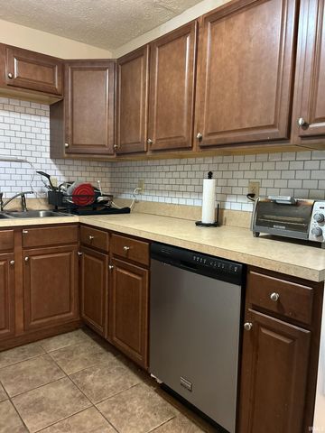 4413 Kensington Avenue, Evansville, IN 47710