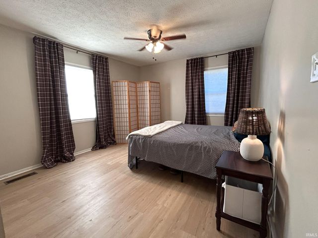 4413 Kensington Avenue, Evansville, IN 47710