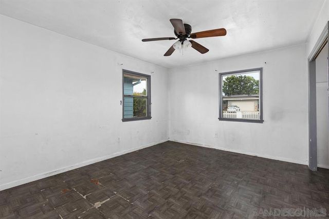 160 N Del Mar Ave, Chula Vista, CA 91910