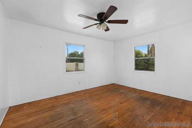 160 N Del Mar Ave, Chula Vista, CA 91910