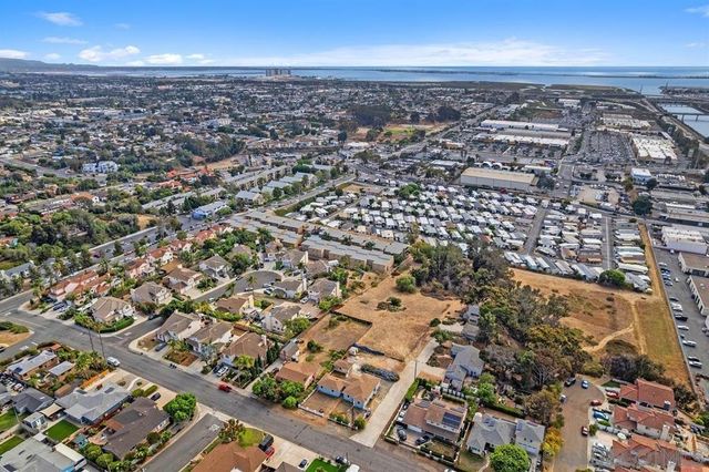 160 N Del Mar Ave, Chula Vista, CA 91910