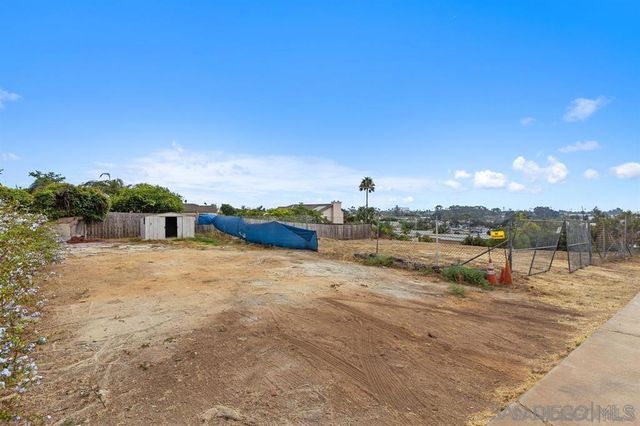 160 N Del Mar Ave, Chula Vista, CA 91910