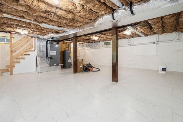 63 Kellogg St, Framingham, MA 01701