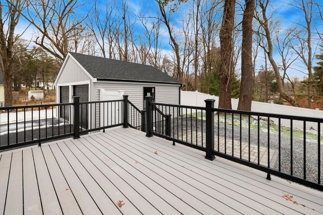 63 Kellogg St, Framingham, MA 01701