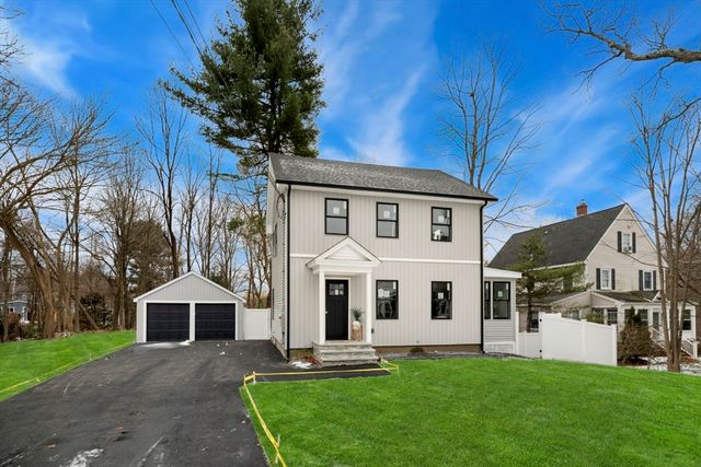 63 Kellogg St, Framingham, MA 01701