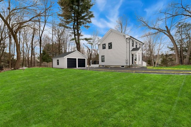 63 Kellogg St, Framingham, MA 01701