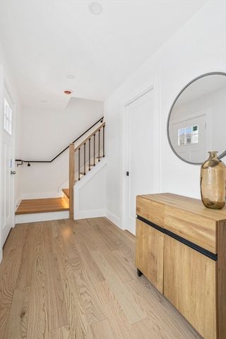 63 Kellogg St, Framingham, MA 01701