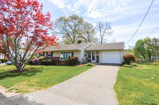 41 Maple Ave., Avon, MA 02322