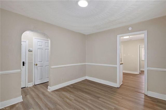 1220 32nd ST, Newport News, VA 23607