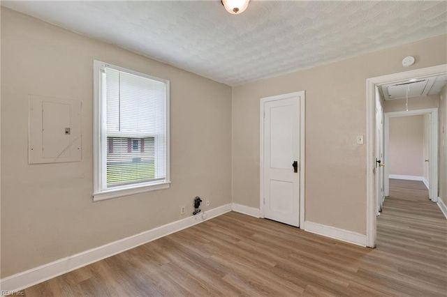 1220 32nd ST, Newport News, VA 23607