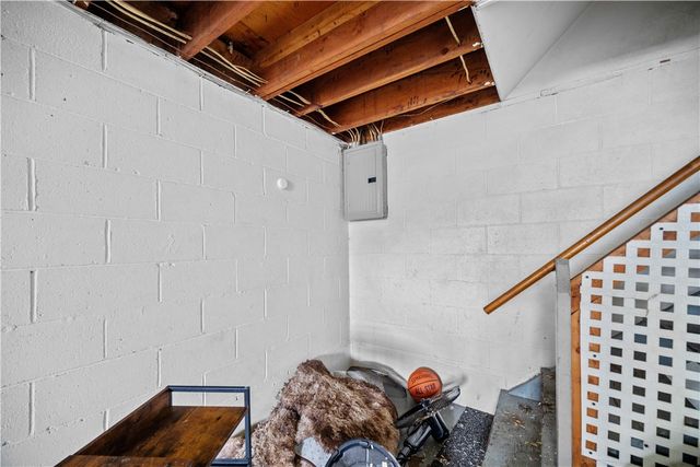 812 Neel St, Homestead, PA 15120