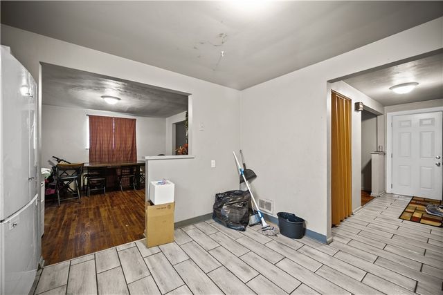 812 Neel St, Homestead, PA 15120