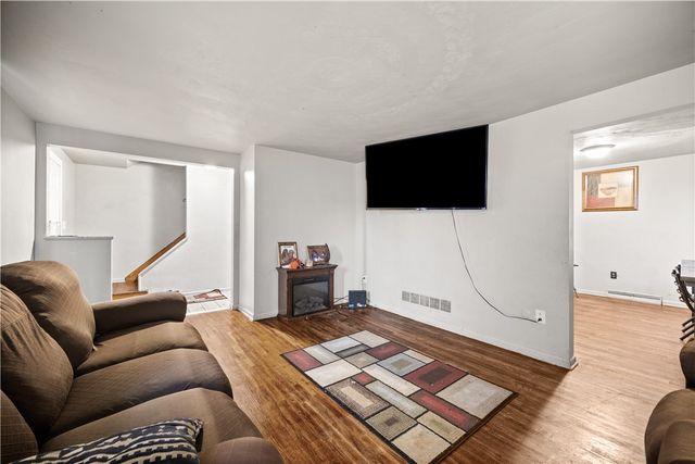 812 Neel St, Homestead, PA 15120