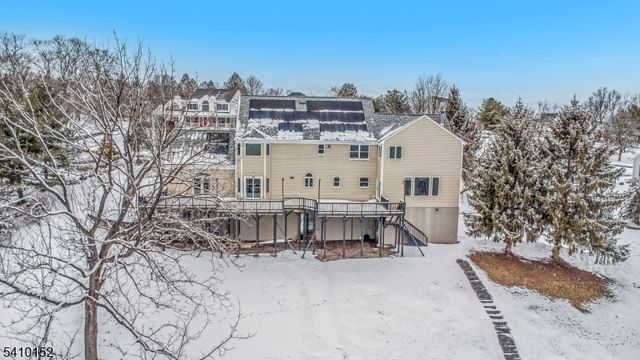 10 Red Robin Way, Raritan Twp., NJ 08822