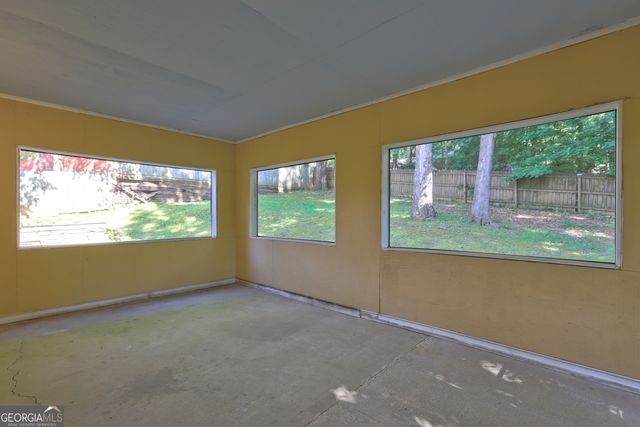 1553 Ravens Run, Jonesboro, GA 30236