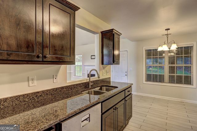 1553 Ravens Run, Jonesboro, GA 30236