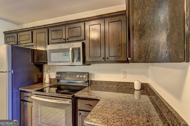 1553 Ravens Run, Jonesboro, GA 30236