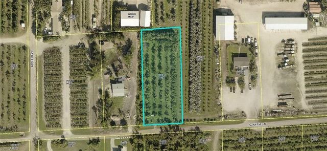 6640 Sunrise LN, Bokeelia, FL 33922