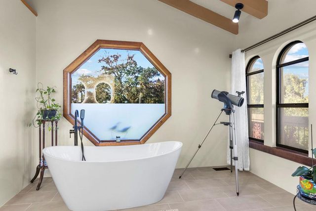 10722 Rawles Rd, Oakdale, CA 95361