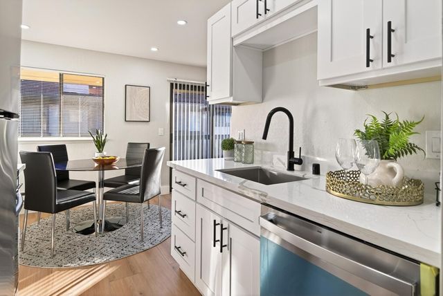 15059 Hesperian Blvd 34, San Leandro, CA 94578