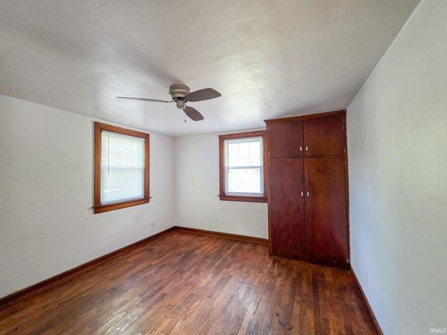 1514 Woodward Avenue, Elkhart, IN 46514