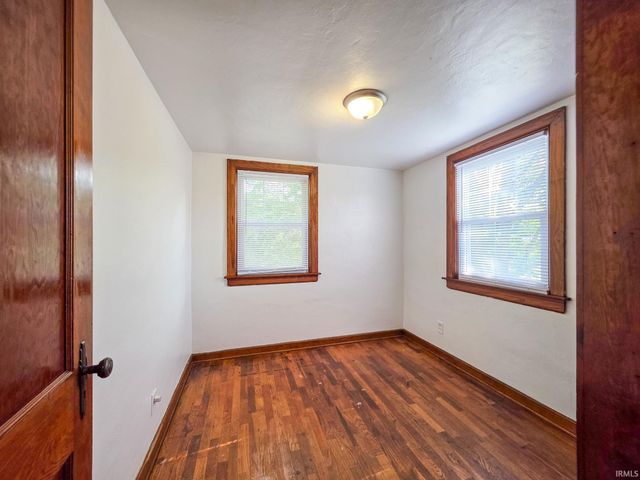 1514 Woodward Avenue, Elkhart, IN 46514