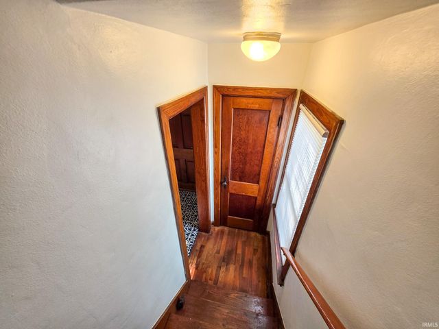 1514 Woodward Avenue, Elkhart, IN 46514