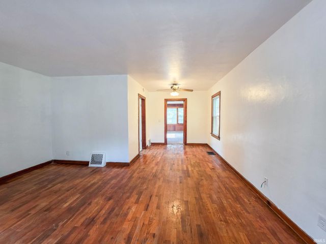 1514 Woodward Avenue, Elkhart, IN 46514