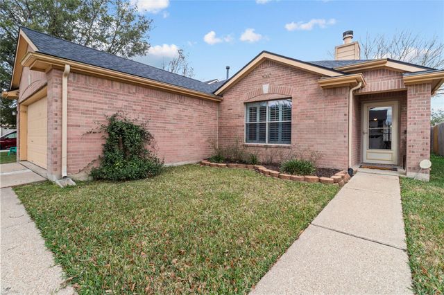 7922 Owl Lane, Baytown, TX 77523