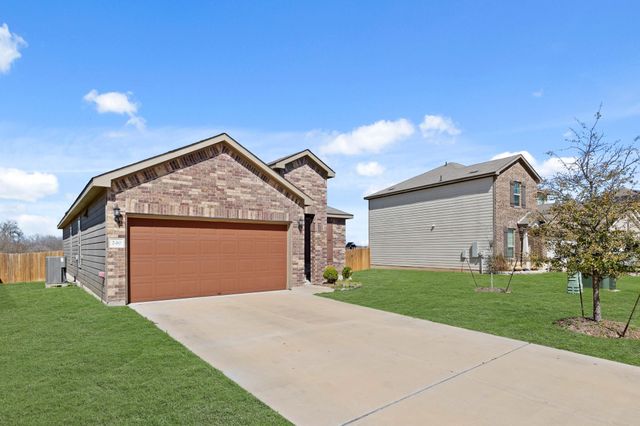 240 Bedford Falls LN, Jarrell, TX 76537