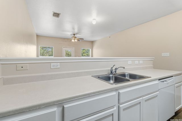 10718 Mathom Landing, Universal City, TX 78148