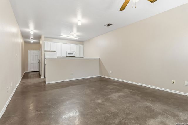10718 Mathom Landing, Universal City, TX 78148