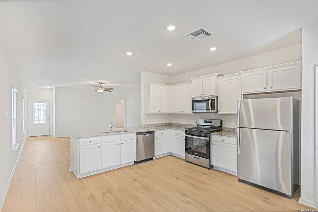 15014 Telfaire Meadow, Von Ormy, TX 78073