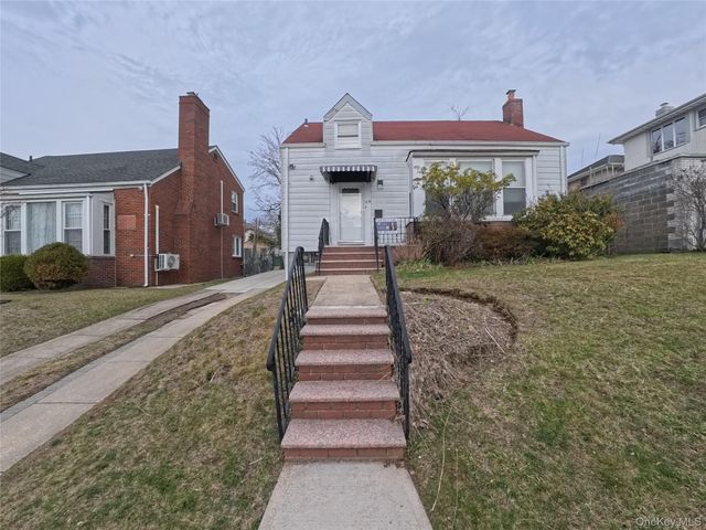 6459 228th Street, Oakland Gardens, NY 11364