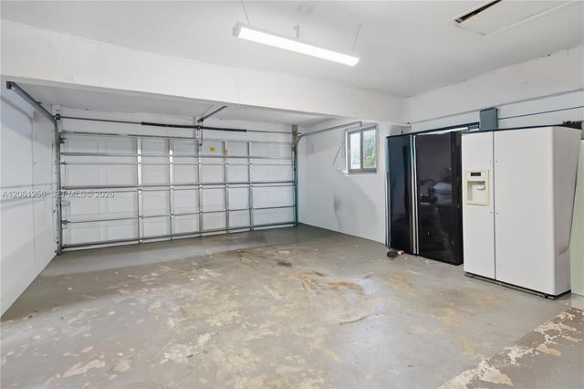 2411 NW 98th Avenue, Sunrise, FL 33322