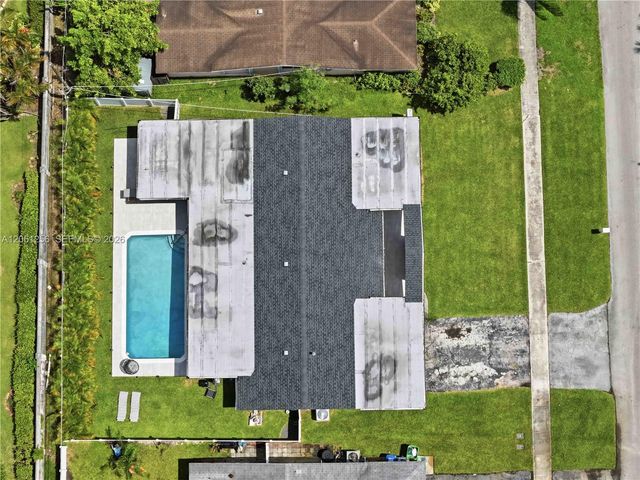 2411 NW 98th Avenue, Sunrise, FL 33322