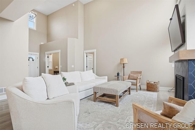 6657 Maria Drive, Hudsonville, MI 49426