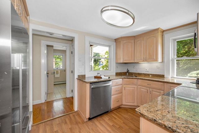 86 Orange Street, Reading, MA 01867