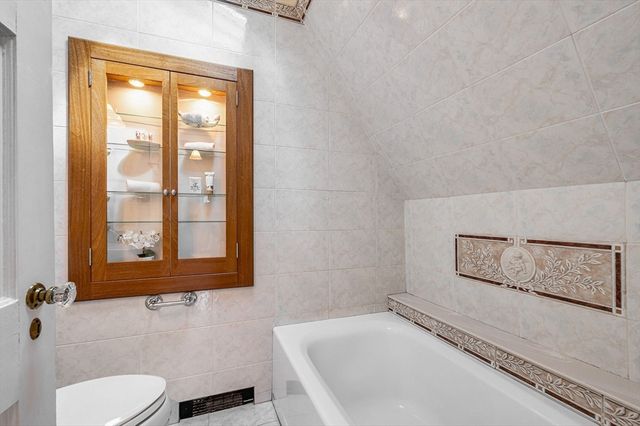 86 Orange Street, Reading, MA 01867