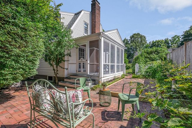 86 Orange Street, Reading, MA 01867