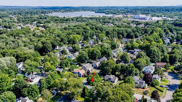 86 Orange Street, Reading, MA 01867