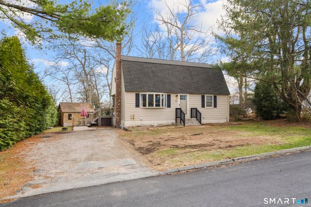 58 Viens Street, Putnam, CT 06260