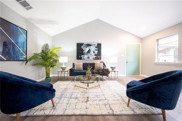 102 Nicole CV A, Round Rock, TX 78664