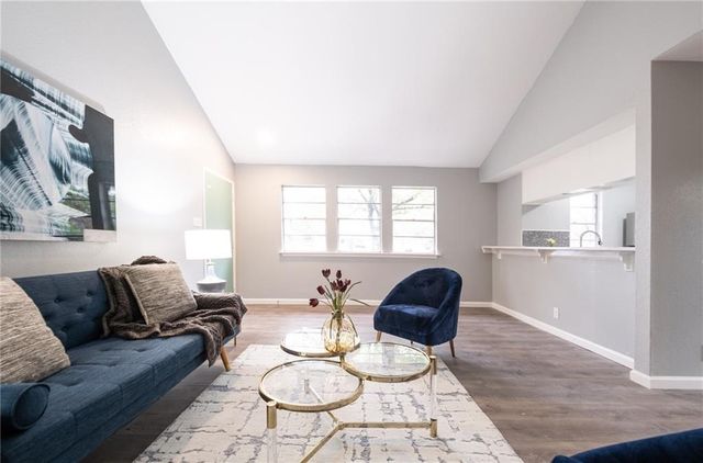 102 Nicole CV A, Round Rock, TX 78664