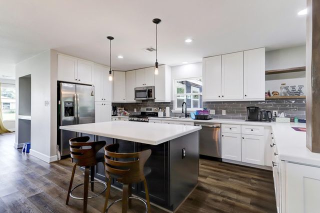 5146 Stuyvesant Lane, Houston, TX 77021