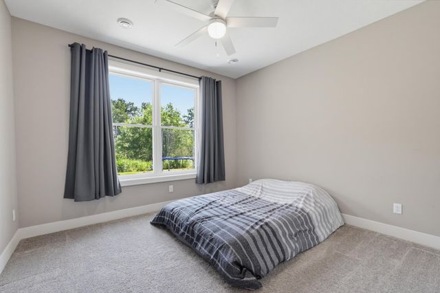 977 Pheasant Run S, Lino Lakes, MN 55014