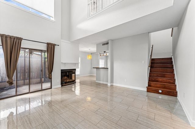 2220 Bering Drive 23, Houston, TX 77057