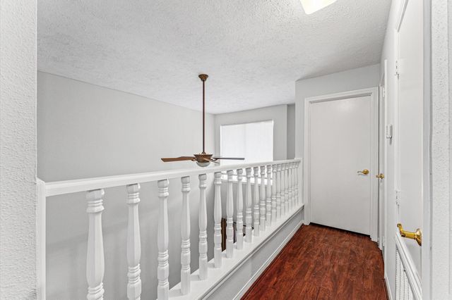 2220 Bering Drive 23, Houston, TX 77057